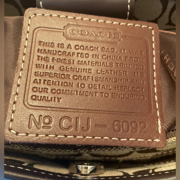 Coach Signature Tote - Picture 7 of 11